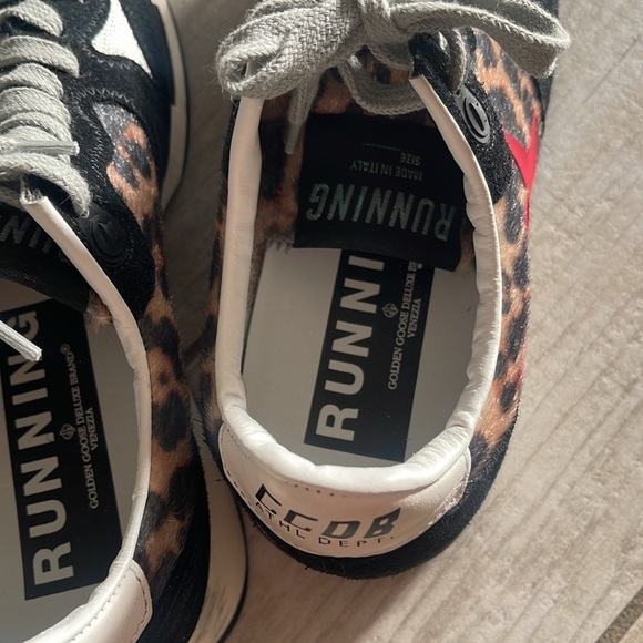 Golden Goose Running Sneaker size 37 - Picture 5 of 9